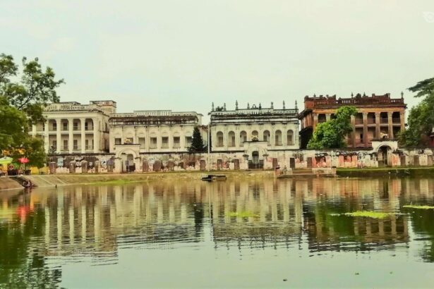 বালিয়াটি জমিদার বাড়ি, মানিকগঞ্জ - GoArif